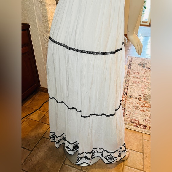 Stradivarius White/Navy Smocked Tiered Maxi Dress Size Large - Picture 8 of 9